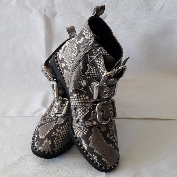 Steve Madden Shoes - Steve Madden Recharge Snakeskin Ankle Boot Leather